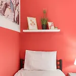 A Lovely And Cosy 3br In The Centre Of By 360 Estates *