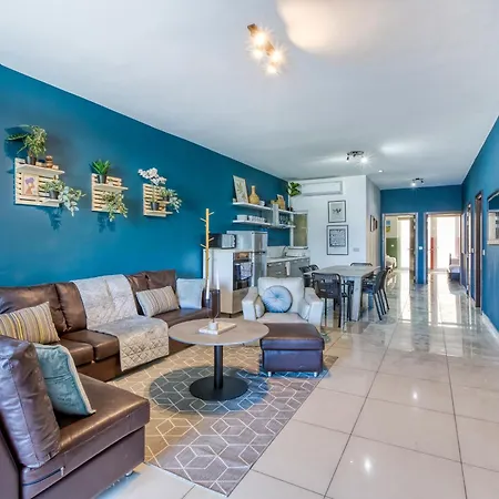 A Lovely And Cosy 3br In The Centre Of By 360 Estates Apartment