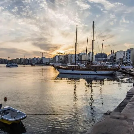 Apartamento A Lovely And Cosy 3br In The Centre Of By 360 Estates